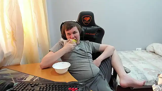 iliaskrislove webcam