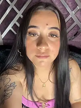 IvySanchez_Pink webcam