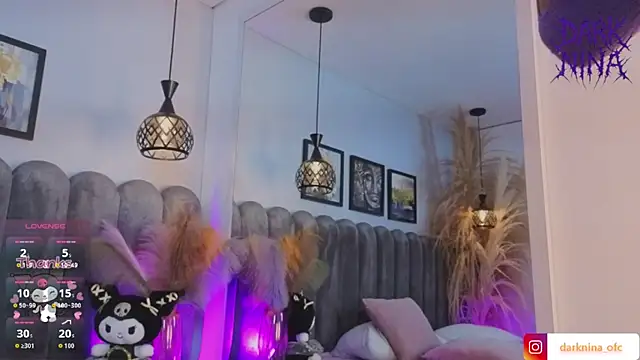 Dark_nina_ webcam