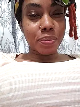 HONEYSWEETS_LIVE webcam