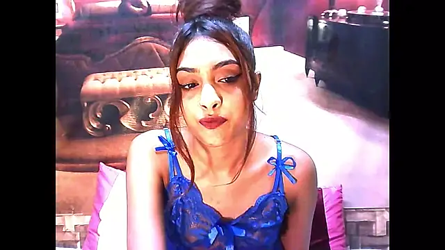 IndianPretty14u2Luv webcam