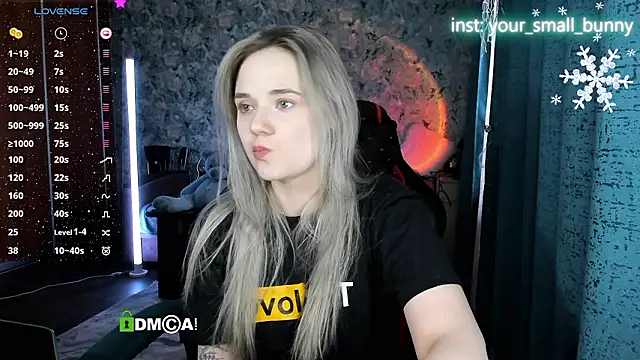 Your_small_bunny webcam