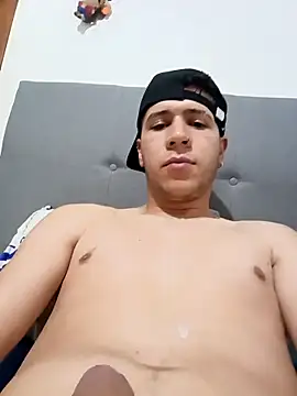 Andrew18ramirez webcam