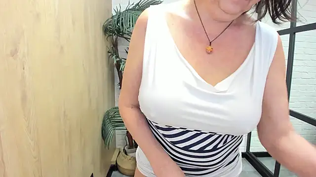 LindaPassionate webcam