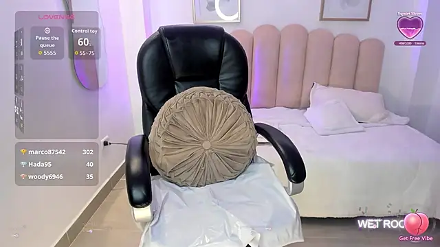 Natasha_Kiim_ webcam