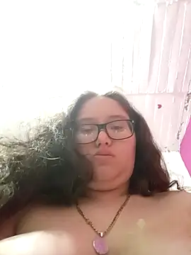 Webcam Model (loba9706)  is live.Free join now!