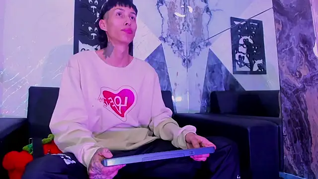 Daniel_Deluc77 webcam