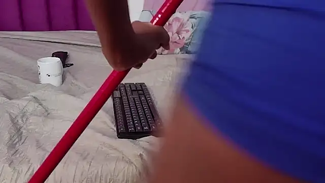 EbonyCoWorker webcam