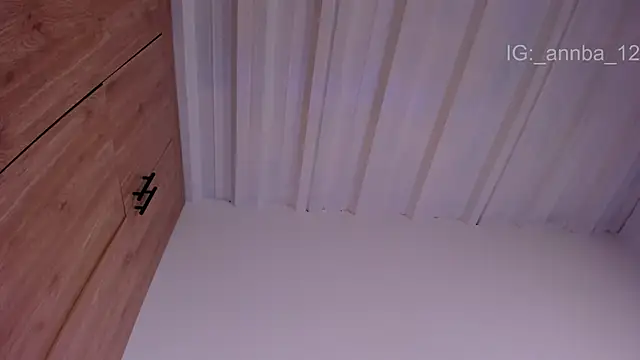 annie_barozzi webcam