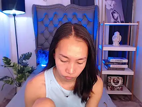 Sweet_kittyxx webcam