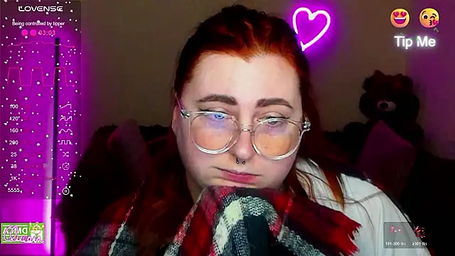 Alicia_love00 webcam