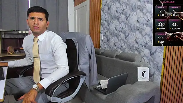 Hideintheoffice webcam