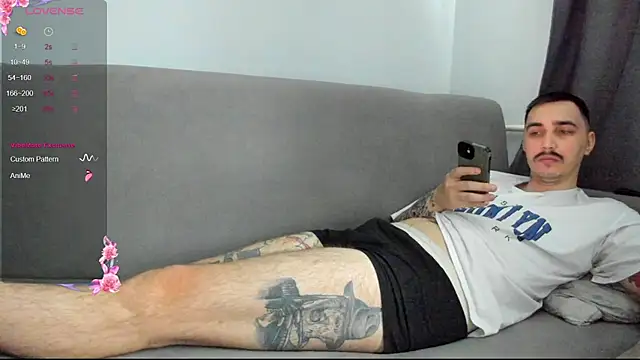 The_school_neighbor webcam