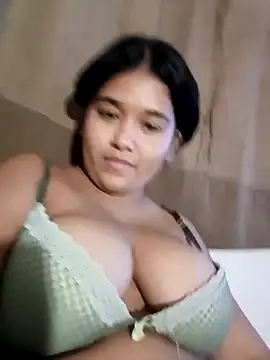 Leslie_rO webcam
