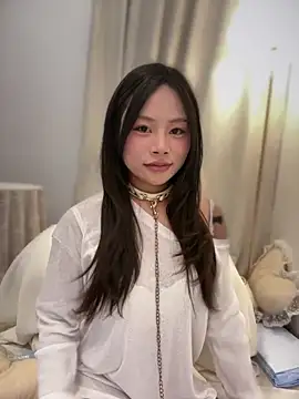 美女ackhhll在线直播