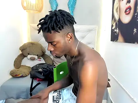 royce_ebony webcam