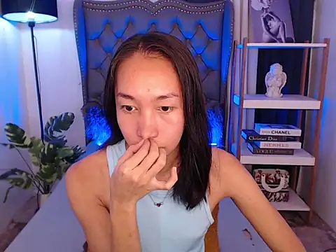 Sweet_kittyxx webcam