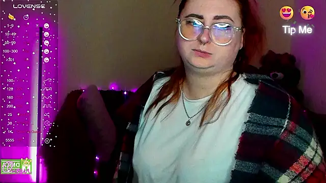 Alicia_love00 webcam