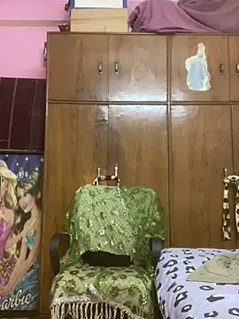 Kajal-Shemale69 webcam