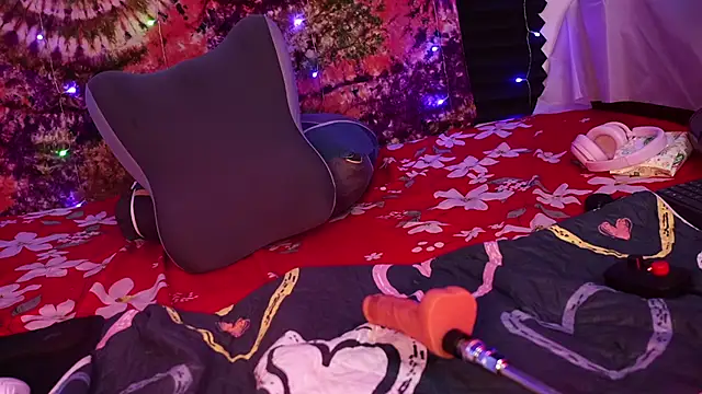 25sweetlilbunny webcam