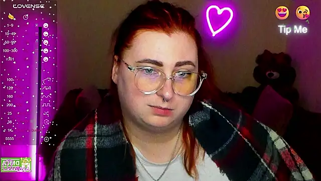 Alicia_love00 webcam