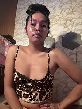 youryummybaby webcam