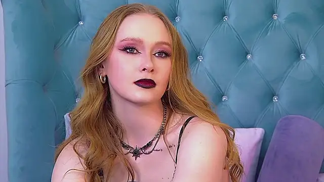 Live sex cam of AgataFoxley