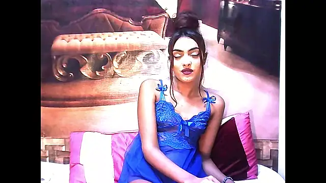 IndianPretty14u2Luv webcam