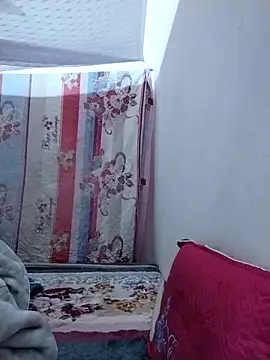 Webcam Model (-Bami-)  is live.Free join now!