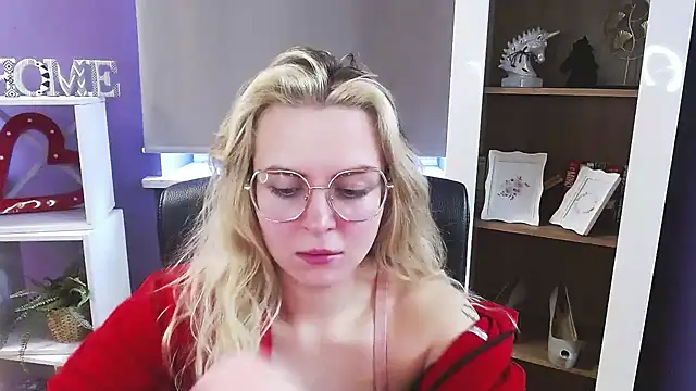 Zoey_Erotic webcam