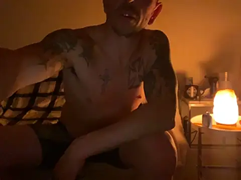 Gman143187 from StripChat is Freechat