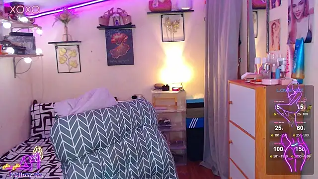 izabella_moore webcam