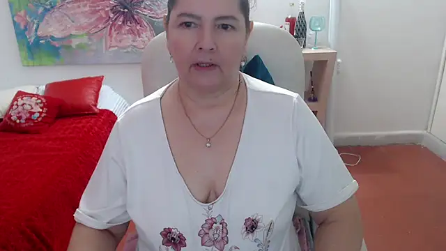 leonela_69 webcam