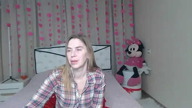 TessaDaybreak webcam