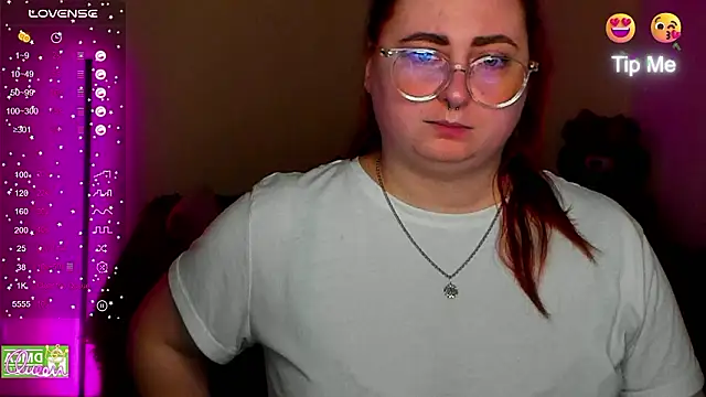 Alicia_love00 webcam