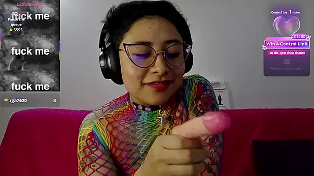 Juliexxxxtasy webcam