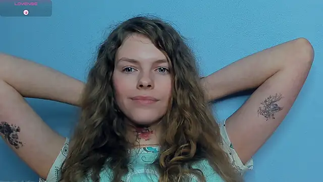 rayanenlia - RayaNenlia's free webcam - UK Sex Cams