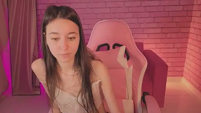 Nicole_Brownie webcam