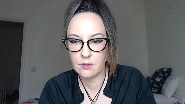 Humiliatrixxxx webcam