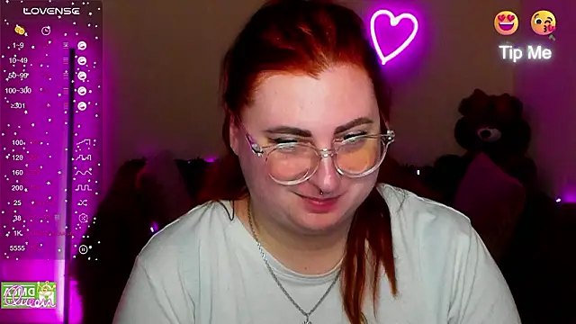 Alicia_love00 webcam