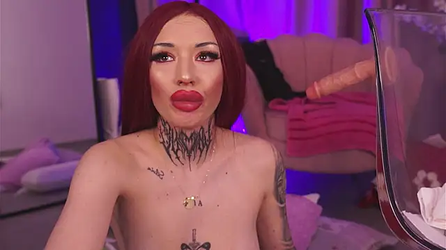 CassandraFoxy webcam