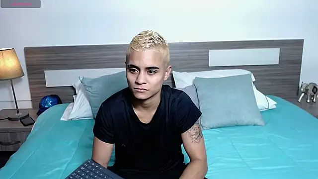 Liiamthompson webcam