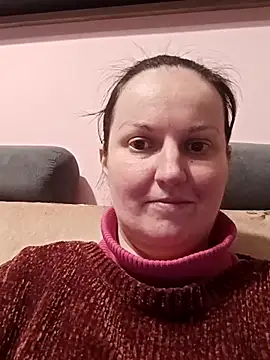 BustyLadyAlma webcam