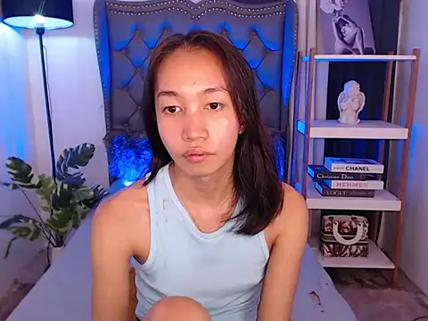 Sweet_kittyxx webcam