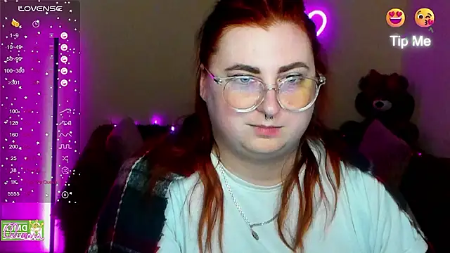 Alicia_love00 webcam