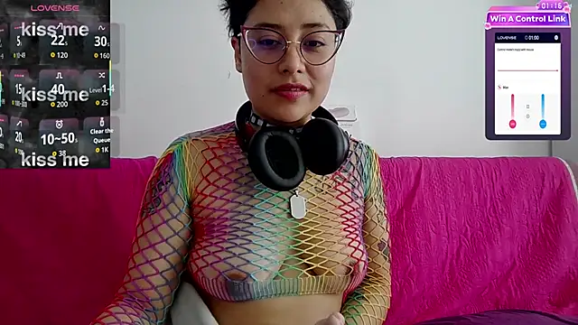 Juliexxxxtasy webcam