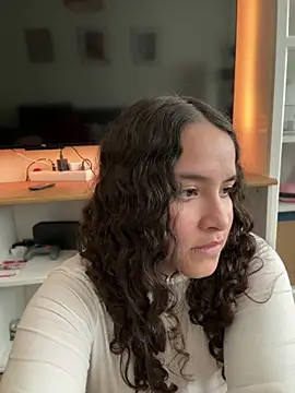 Sweet_sully__ webcam