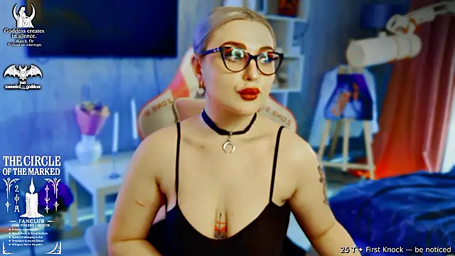 Wounded_Goddess_ webcam