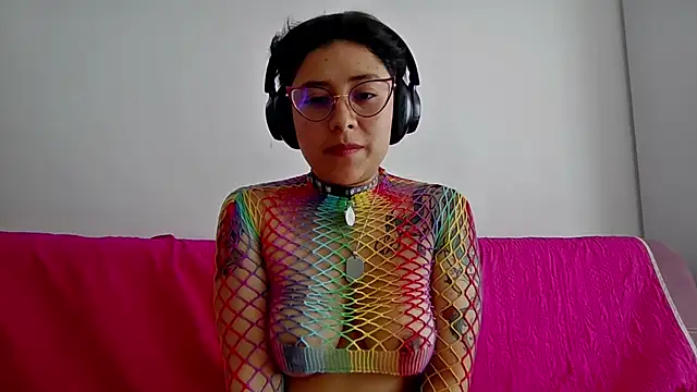 Juliexxxxtasy webcam