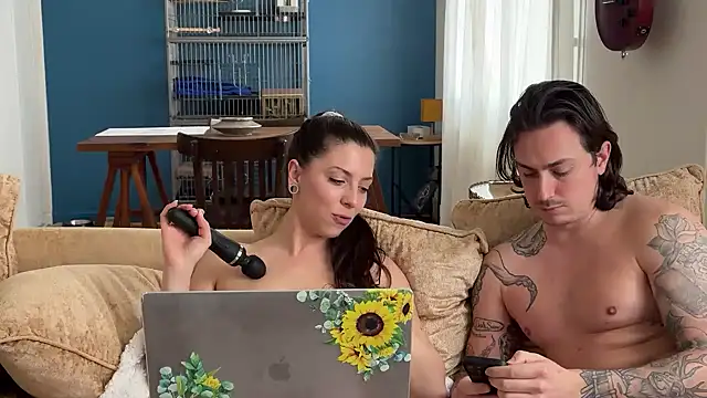 sweetieandcam webcam